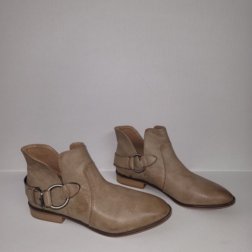 Canyon River Blues Women 9 Western Ankle Booties Taupe Harness Boho Festival Y2K